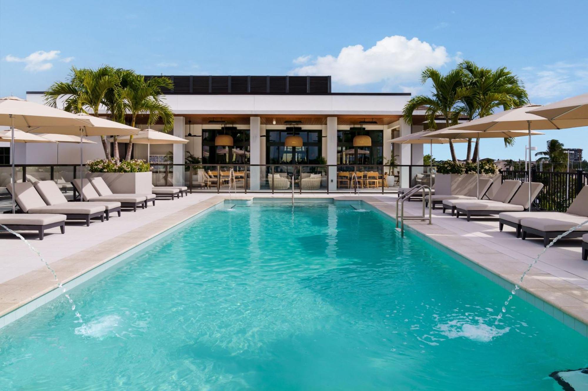 Ac Hotel By Marriott Naples 5Th Avenue Екстериор снимка