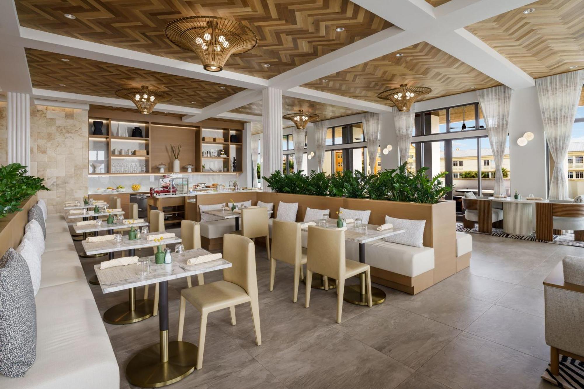 Ac Hotel By Marriott Naples 5Th Avenue Екстериор снимка