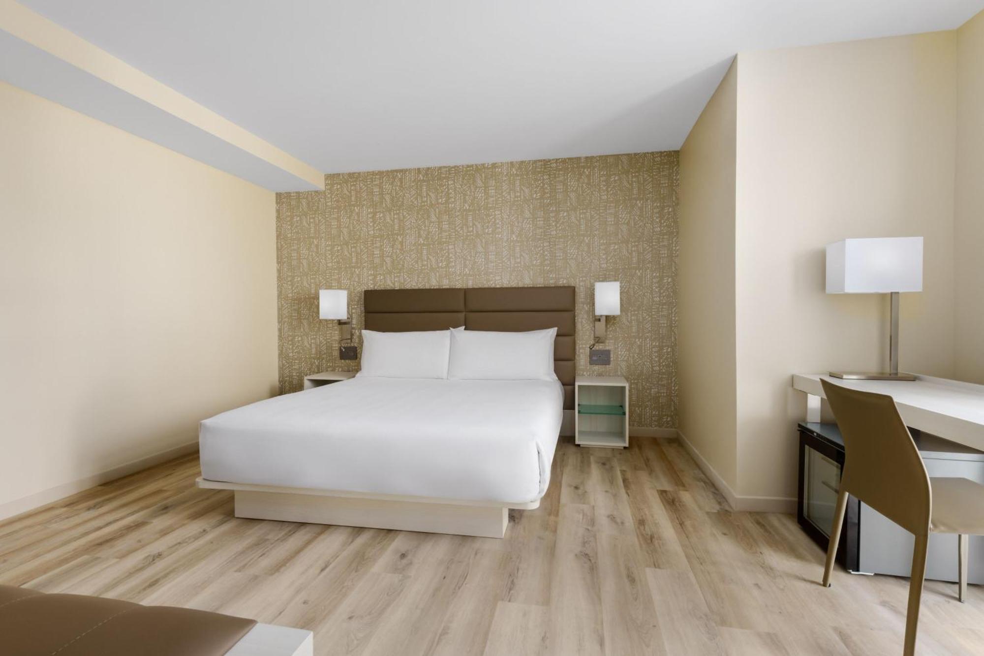 Ac Hotel By Marriott Naples 5Th Avenue Екстериор снимка