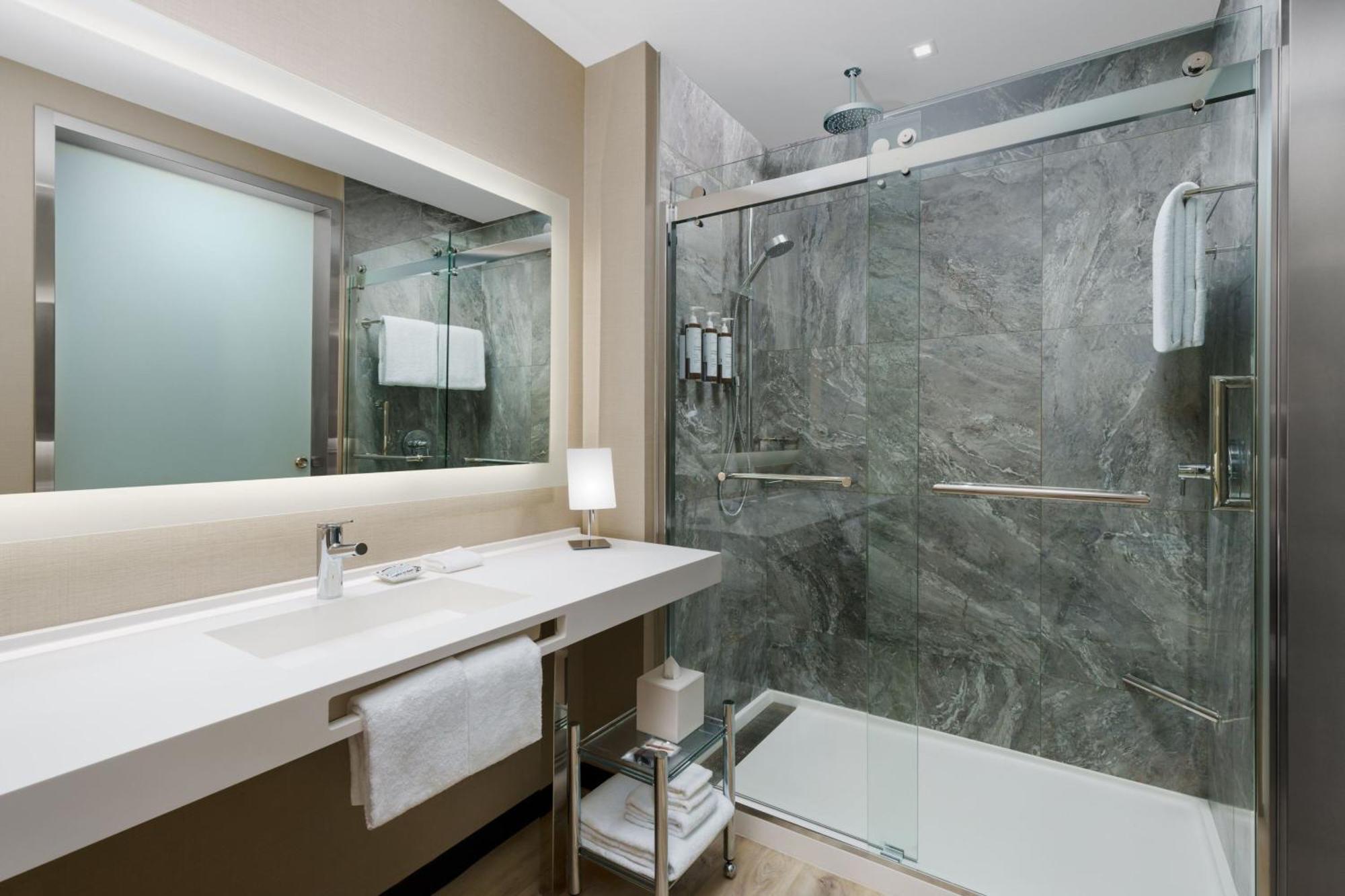Ac Hotel By Marriott Naples 5Th Avenue Екстериор снимка