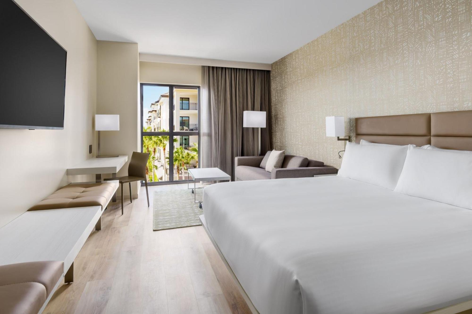 Ac Hotel By Marriott Naples 5Th Avenue Екстериор снимка