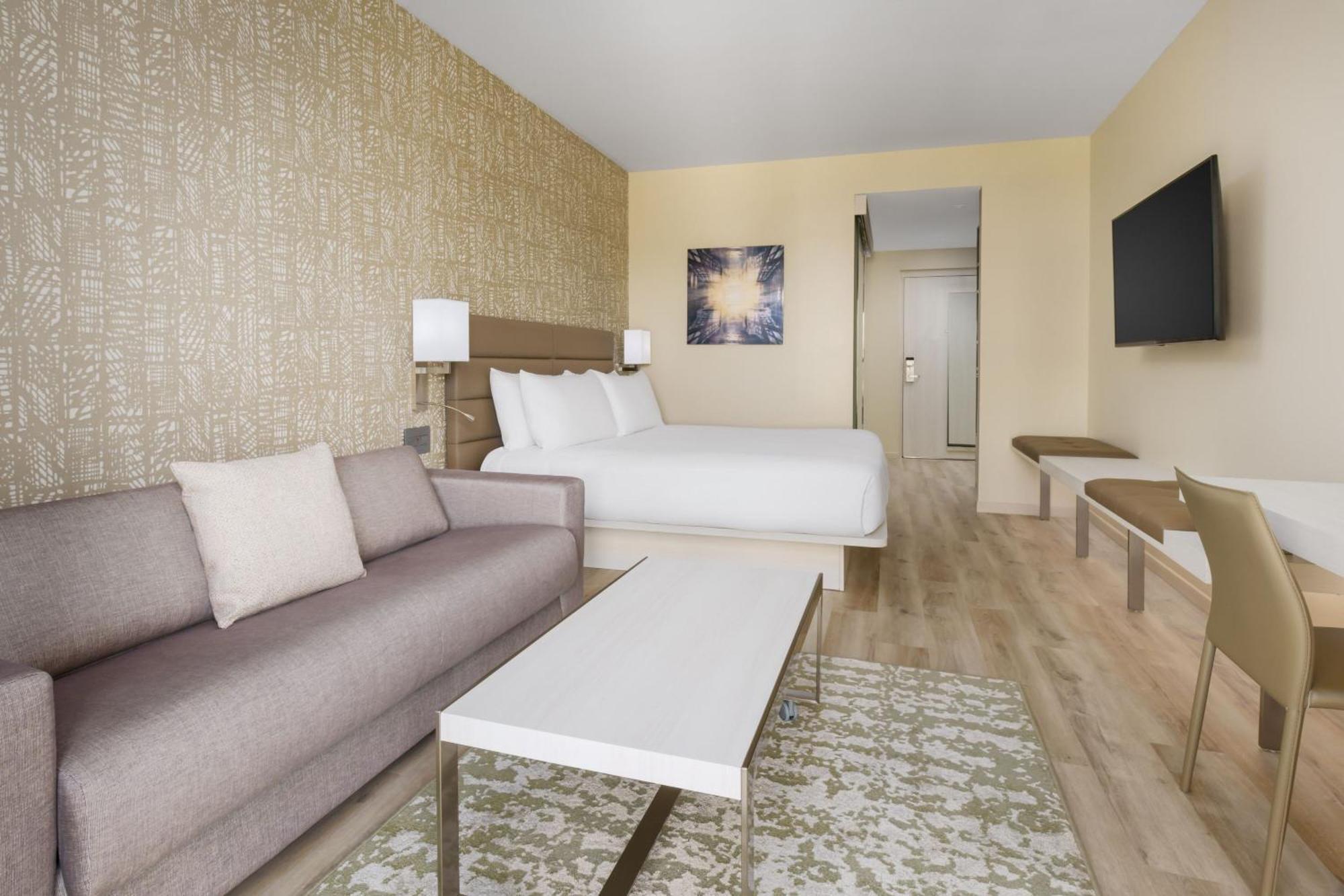 Ac Hotel By Marriott Naples 5Th Avenue Екстериор снимка