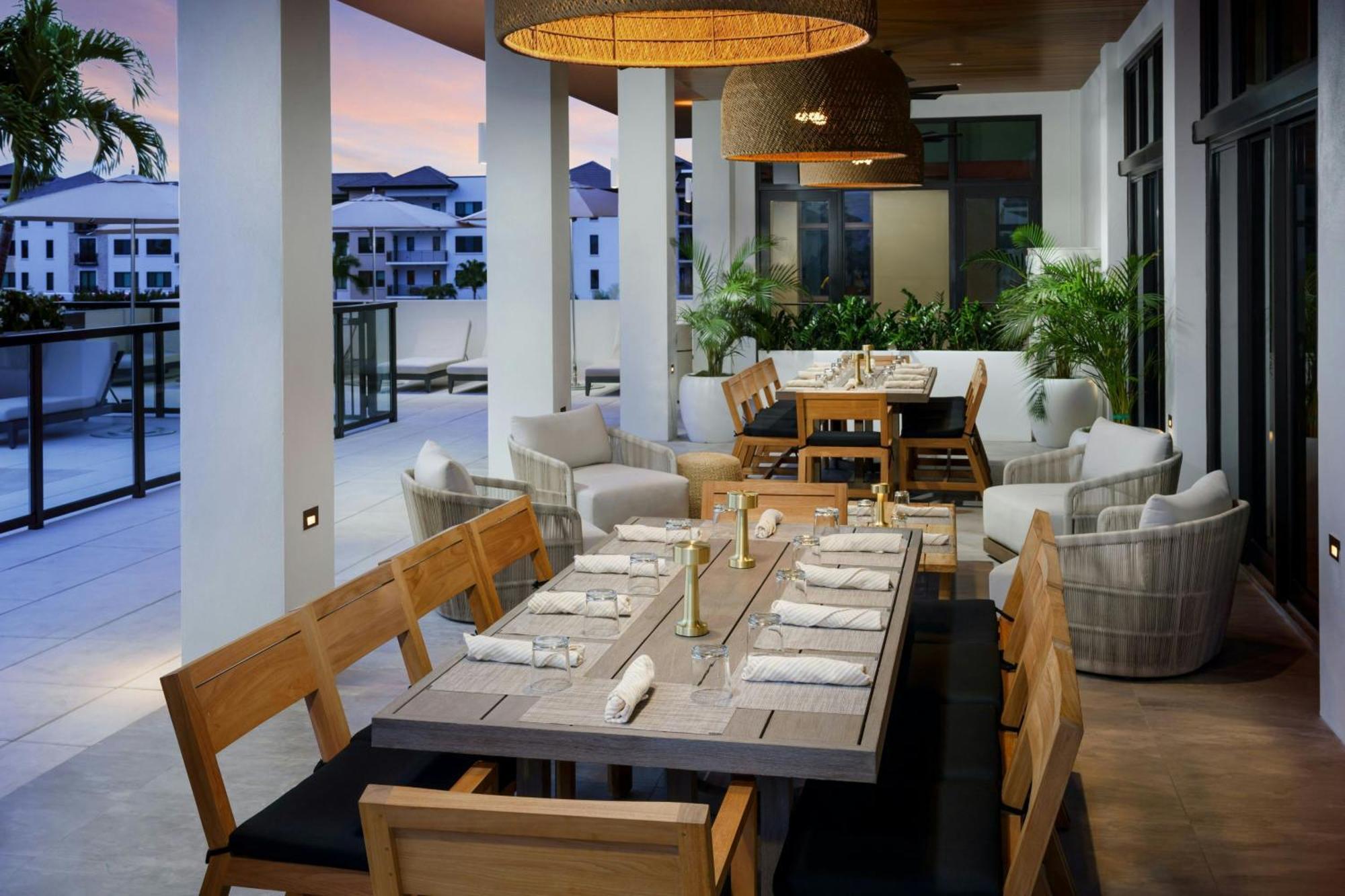 Ac Hotel By Marriott Naples 5Th Avenue Екстериор снимка